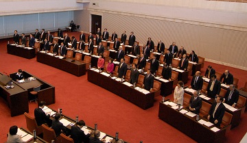 ６月県議会が開会、知事が所信表明