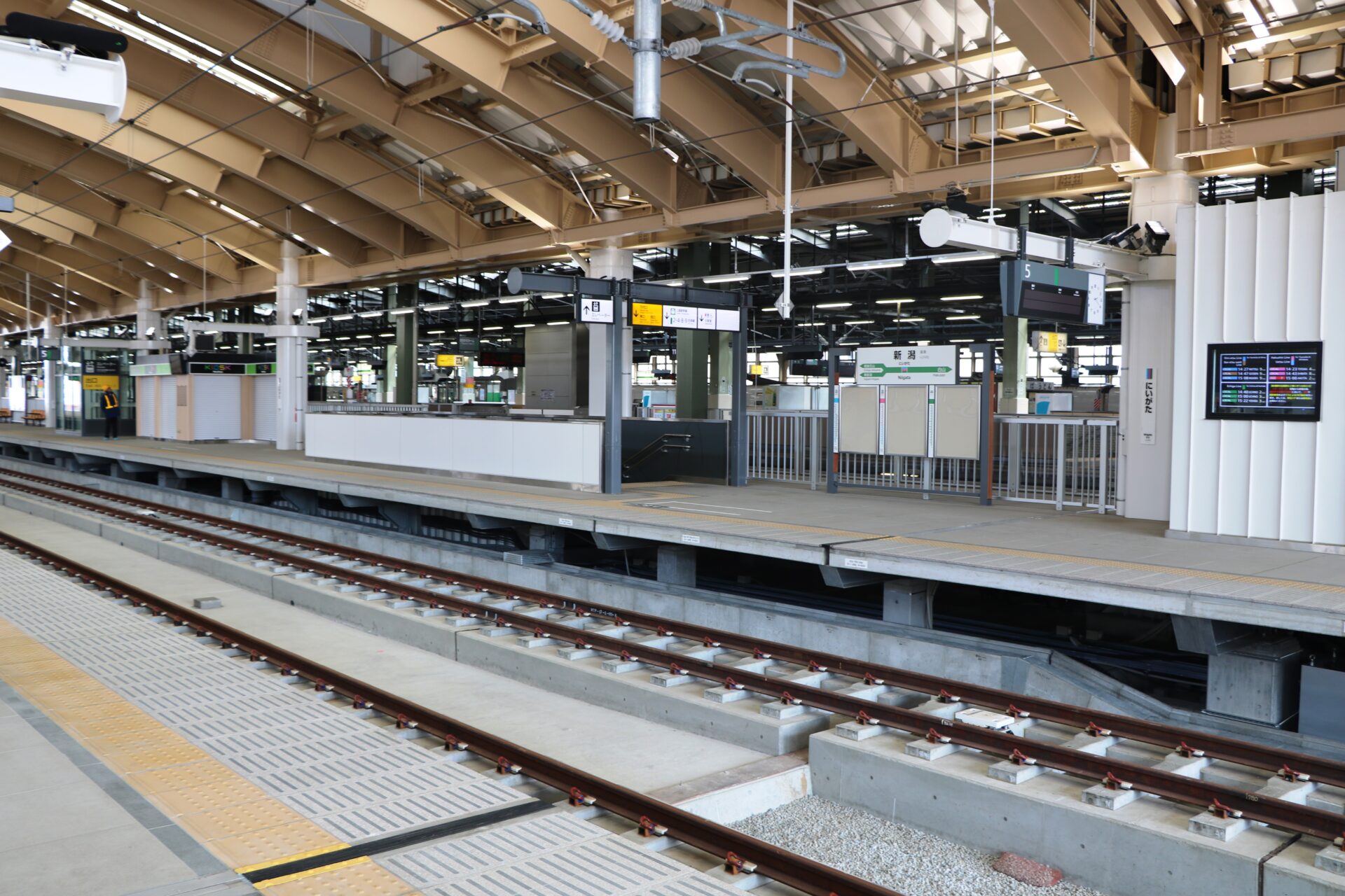 ｊｒ新潟駅の 高架駅 第一期 が今月１５日に開業 新潟県内のニュース