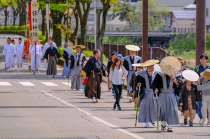 新潟県長岡市で栃尾大名行列が開催される