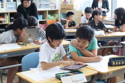 朝日さくら小学校で健康な生活についての授業が行われる