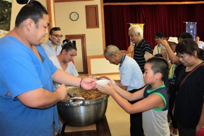 ちゃんこで元気出して！〜大相撲・錣山部屋力士らが、村上市山北地区を激励【村上新聞】