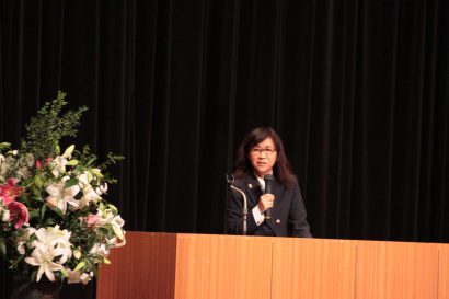 村上市で「第65回新潟県母親大会」　800人参加、香山リカさん講演も