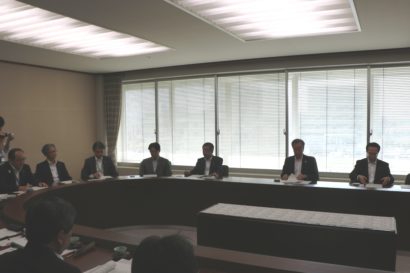 財政難の新潟県で「行財政改革行動計画（案）」が決定