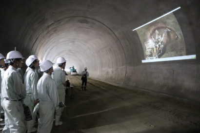 新潟県立加茂農林高校の環境緑地科２年生が建設現場を見学