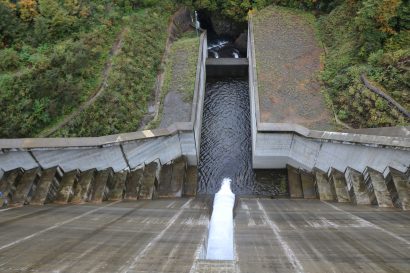 奥胎内ダム　胎内第四発電所（胎内市下荒沢）の竣工式＆見学会が開催