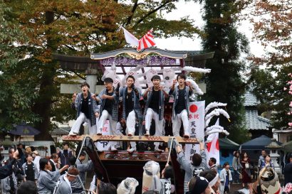 新潟県胎内市で即位礼正殿の儀を祝う山車の運行が行われる