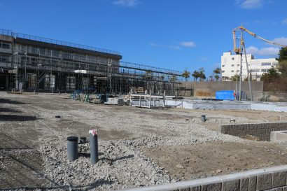 新潟市西区役所のすぐ近くで賃貸住宅の建設中