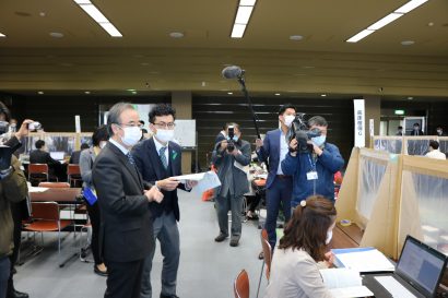 コロナ感染の急拡大の備え新潟県が「医療調整本部」の機能を強化。花角知事が本部員を前に訓示