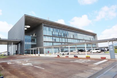 新潟県燕市、ワクチン保存用冷凍庫の電源が入っていない状態で新型コロナワクチンを保存し廃棄