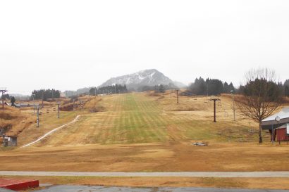 まもなく復活するキューピットバレイスキー場（新潟県上越市安塚区）で、安全祈願祭と温泉完成披露会