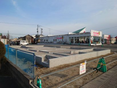 新潟市東区新松崎２で「（仮称）シャトレーゼ新潟東店」が建設中