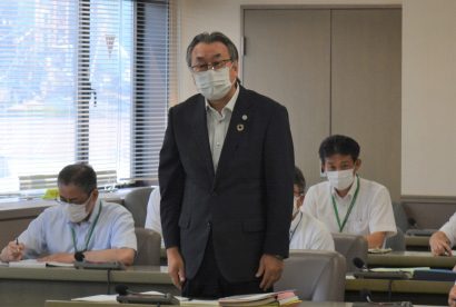 新潟県糸魚川市の藤田年明副市長が辞任の意向を表明