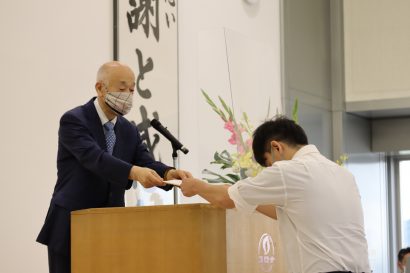 公益財団法人内田エネルギー科学振興財団（新潟県三条市）が助成金の交付式を実施