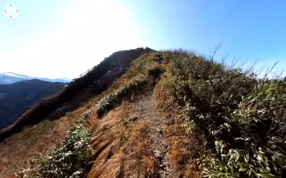 新潟県糸魚川市が栂海（つがみ）新道の登山道で収録した山々のVR映像をYouTubeで公開