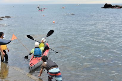 上越地域シートゥーサミット実行委員会が来年の本開催を見据え、新潟県糸魚川市でシーカヤック試走会を実施