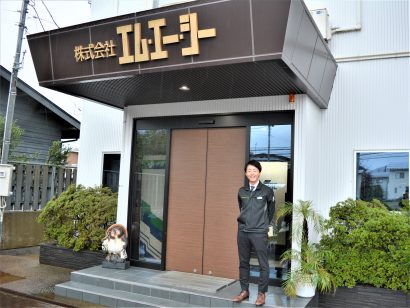 株式会社エム・エー・シー（新潟県上越市）が遺伝子組み換えの養蚕ビジネスに参入