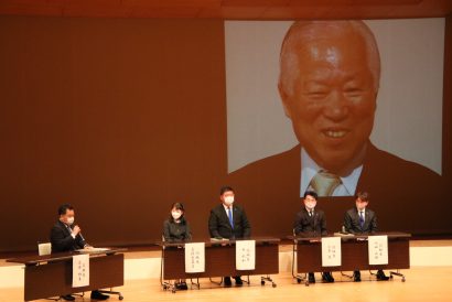 １日も早い帰国を祈り、横田めぐみさんとの再会を誓うチャリティーコンサートが新潟市中央区で開催