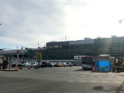 新潟駅万代広場（新潟市）の⼀般⾞整理場（駐車場）が来年１月３１日から使用中止に