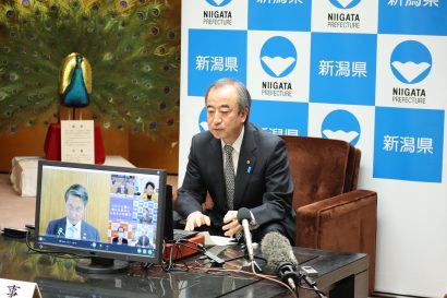 全国知事会新型コロナウイルス緊急対策本部会議が開催され、花角知事が新型コロナウイルス診断軽減対応のタイミングなどを発言