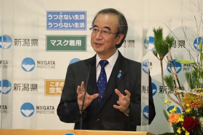 新潟県の花角英世知事が２０２２年最初の定例会見、知事選出馬について「できるだけ早く気持ちを固めたい」