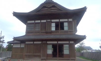 新潟県新発田の東公園内に移築建設中の「蔵春閣（ぞうしゅんかく）」現場見学会が２２日に開催、実業家、大倉喜八郎の別荘