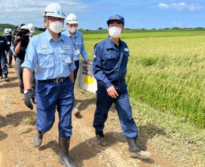 「復旧に向けて全力を挙げる」新潟県の花角英世知事が水害にあった新潟県村上市などを視察