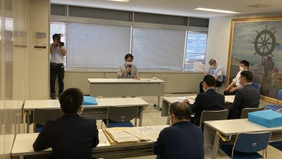 新潟市役所で新潟市長選挙の立候補予定者説明会が開催、現職の市長が所属する団体含む２団体が説明会に参加