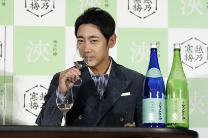 石本酒造（新潟県新潟市江南区）が１１月７日に新発売の「越乃寒梅　純米吟醸 “浹（amane）” 」の新商品発表会を開催