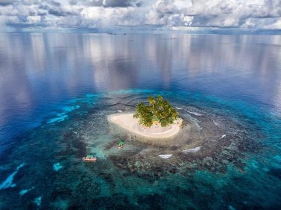 【ジープ島特集】日常の喧騒を離れ、南国・ミクロネシア連邦の絶景の島へ（動画あり）