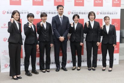 WEリーグ・なでしこリーグへ進む新潟医療福祉大学（新潟市北区）女子サッカー部選手が合同記者会見【動画あり】