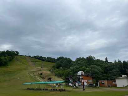 【天気予報】5月15日は低気圧が日本の南海上を東北東へ進み、湿った空気や上空の寒気の影響を受ける見込み