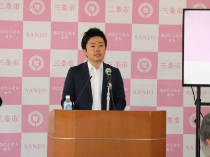 滝沢三条市長が会見、卓球・ノジマTリーグの三条開催や子育て支援の拡充など公表