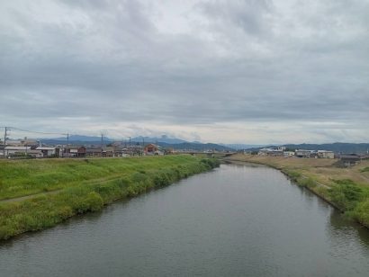 【天気予報】6月13日の新潟県内は、気圧の谷や湿った空気の影響で曇り、所により雨