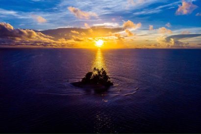 【ジープ島特集】日常の喧騒を離れ、一度は南国・ミクロネシア連邦の絶景の島へ（動画あり）