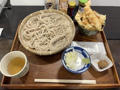 【キシャメシ】8月4日　猛暑から逃れた先にあった戸隠そばとミニ天丼（新潟市東区）