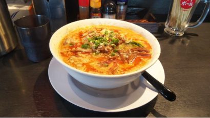 【キシャメシ】8月5日「ラーメン焼肉酒場「にくまる」の「燕レッド」　燕背油系の辛さと旨さの魅力に迫る（新潟県長岡市）