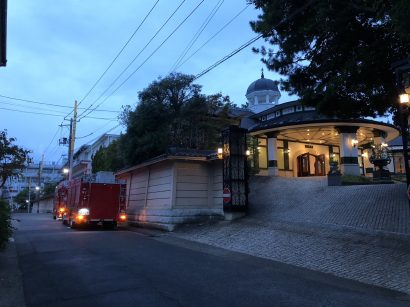 【護國神社となり】新潟市中央区西船見町の迎賓館TOKIWA で火災が発生（9月30日17時50分時点の情報）