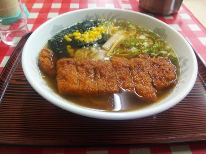 【キシャメシ】ポップが楽しい街なかの食堂　田辺食堂（新潟県柏崎市）で食べる楽しみを見つけた！