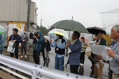 【村上新聞】「小岩内の奇跡」絵本に、激甚災害生の声、集落巡って現地取材