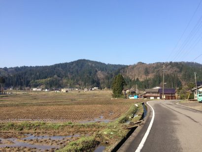 【猿毛岳2合目付近】新潟県加茂市でクマの目撃情報、付近住民に警戒呼びかけ