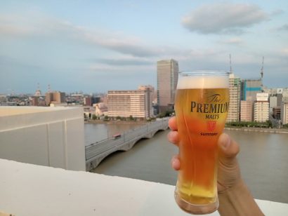 【地上50mのビアガーデン】ホテルオークラ新潟「The Rooftop Beer Terrace 2024」開幕！最強の夜景と欧州味めぐりの旅【動画あり】