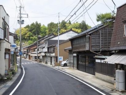 【金山に続け】佐渡市小木地区の街並みが国の重要伝統的建造物群保存地区に正式選定