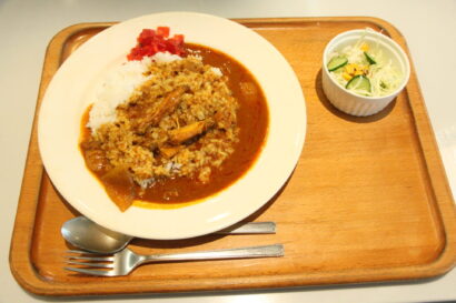 【キシャメシ】新潟最高峰の喫茶店カレー、市役所目の前のプライム「本格辛口チキンカレー」を久々に