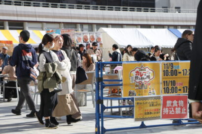 【イベント目白押し】行楽日和に大盛況！新潟市で「カレーは飲み物の陣」「にいがた犬の陣×猫の陣」