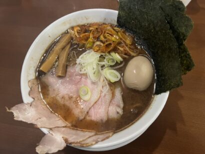 【キシャメシ】町家×レアチャーシュー＝最強ラーメン1620円なり